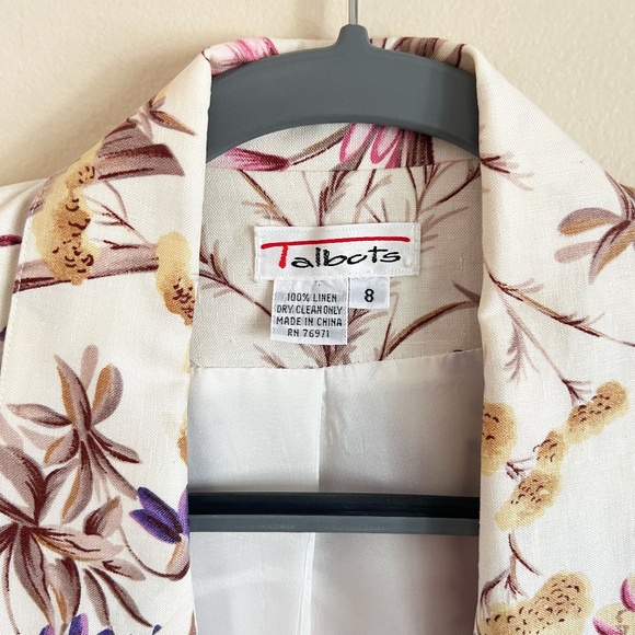 SOLD Talbots Floral 100% Linen Blazer - Picture 4 of 6